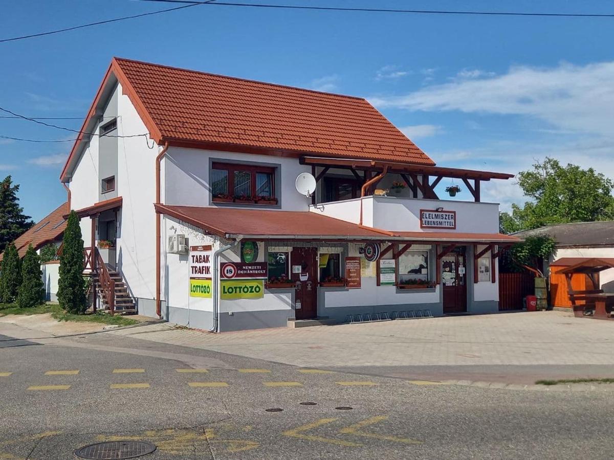 Apartmán Kertesz Vendeghaz Hegykő Exteriér fotografie